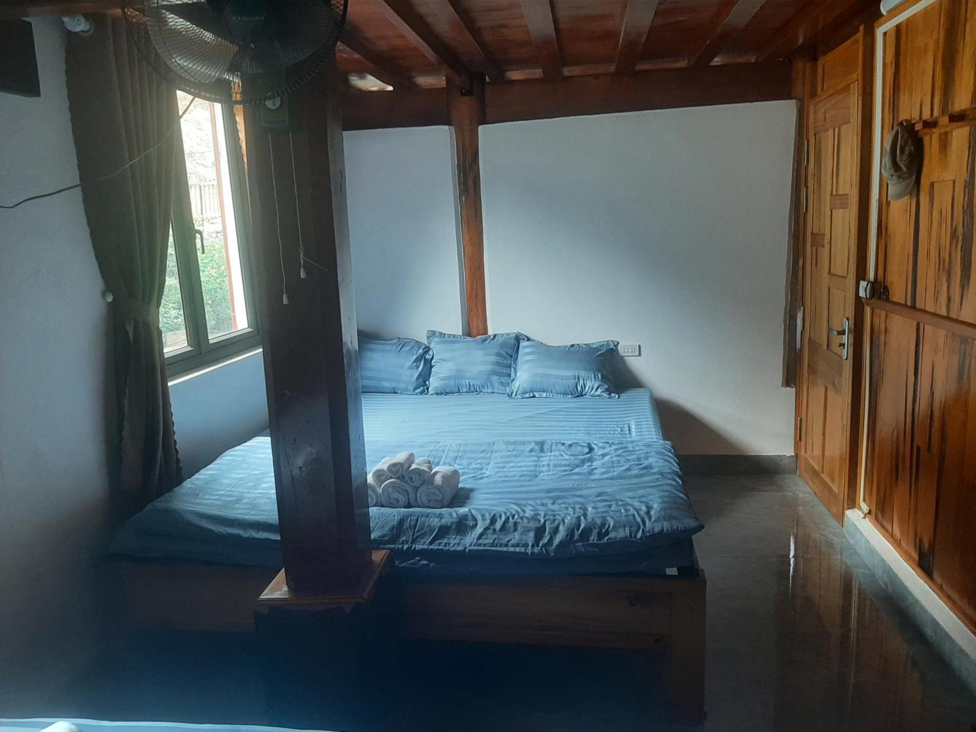Dong Suoi H'Mong Homestay & Bungalow - Trek & Vegetarian Food Mu Cang Chai Pokój zdjęcie